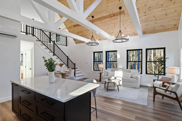 $649,900 | 39 Tenney Hill Road, Kittery, ME 03905