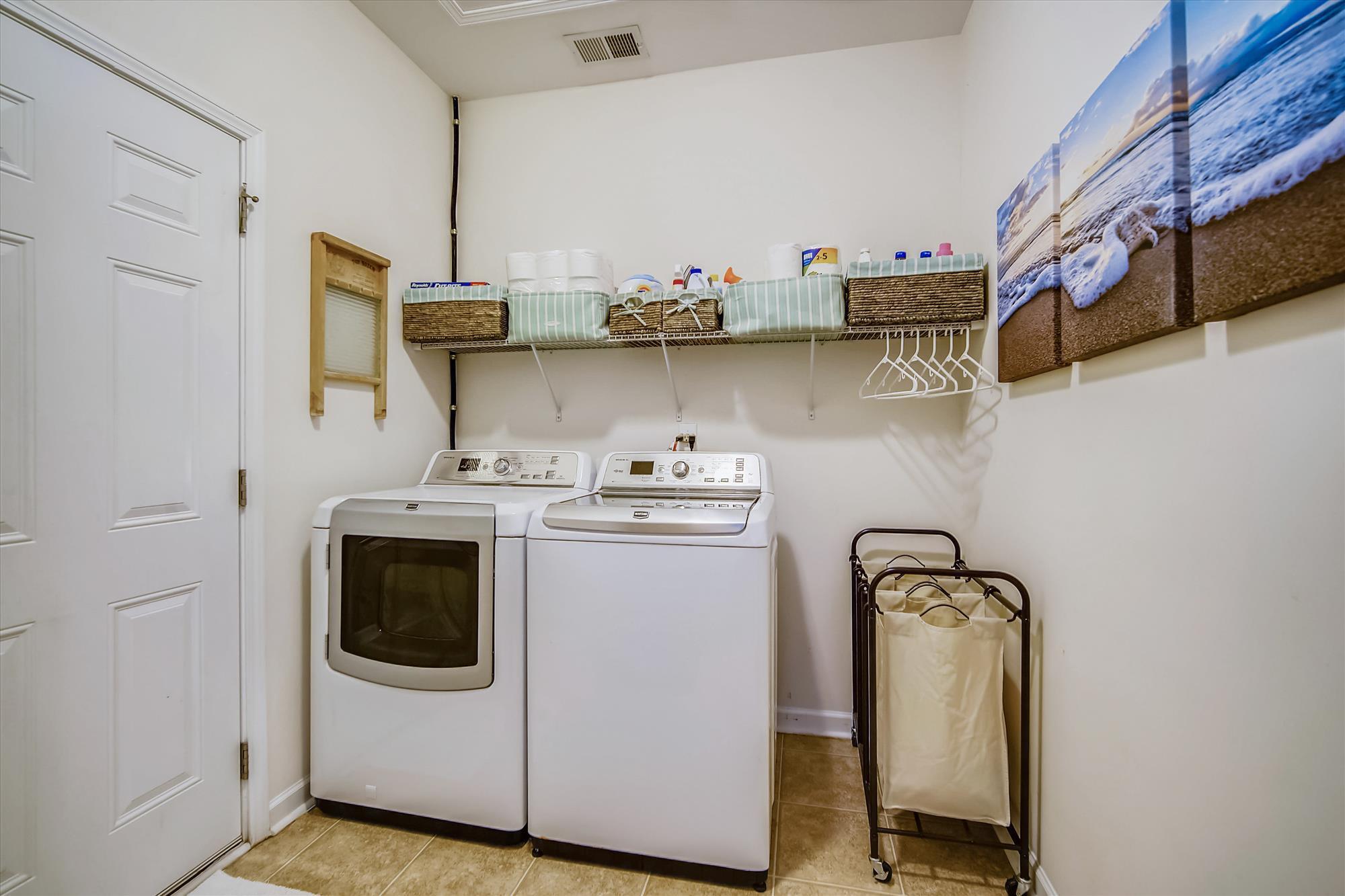 3498 Field Planters Road Johns Island, SC 29455 - Photo 25 of 28 Laundry Room
