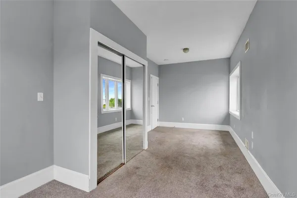 $669,900 | 894 Bay 9th Street, West Islip, NY 11795