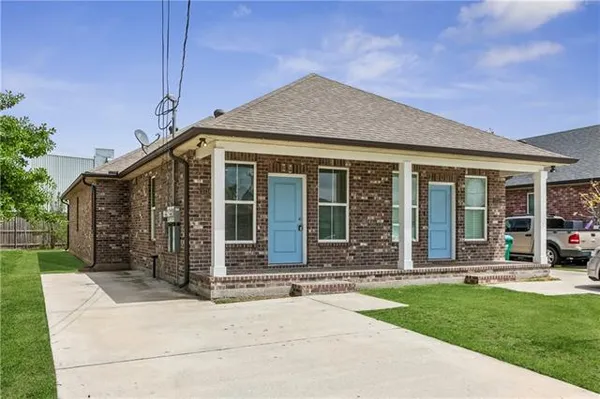 $1,800 | 2714 Tifton Street, Kenner, LA 70062