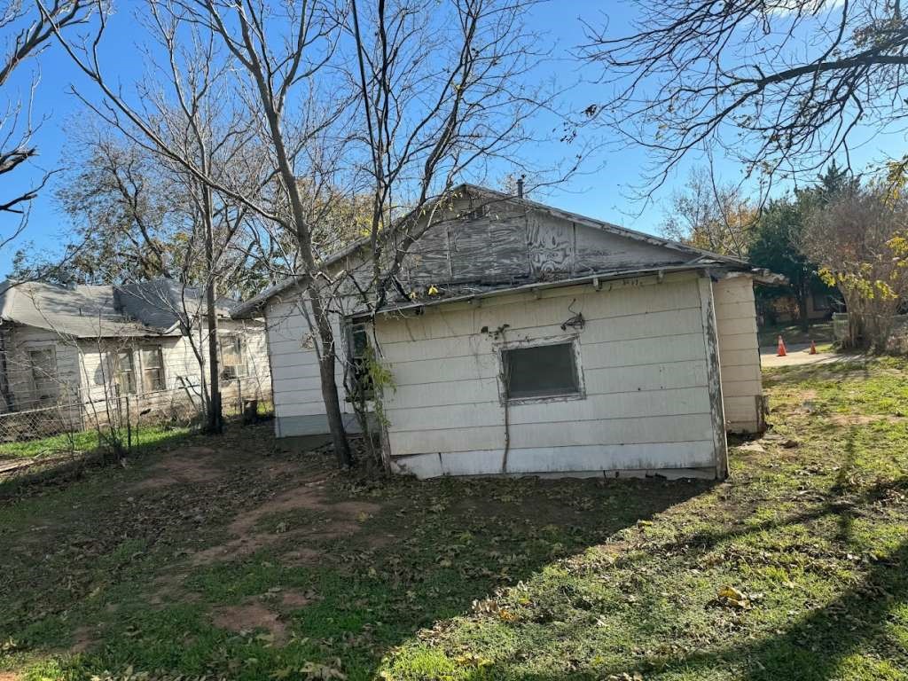 1204 North 8th Street Wichita Falls, TX 76306 - Photo 3 of 8