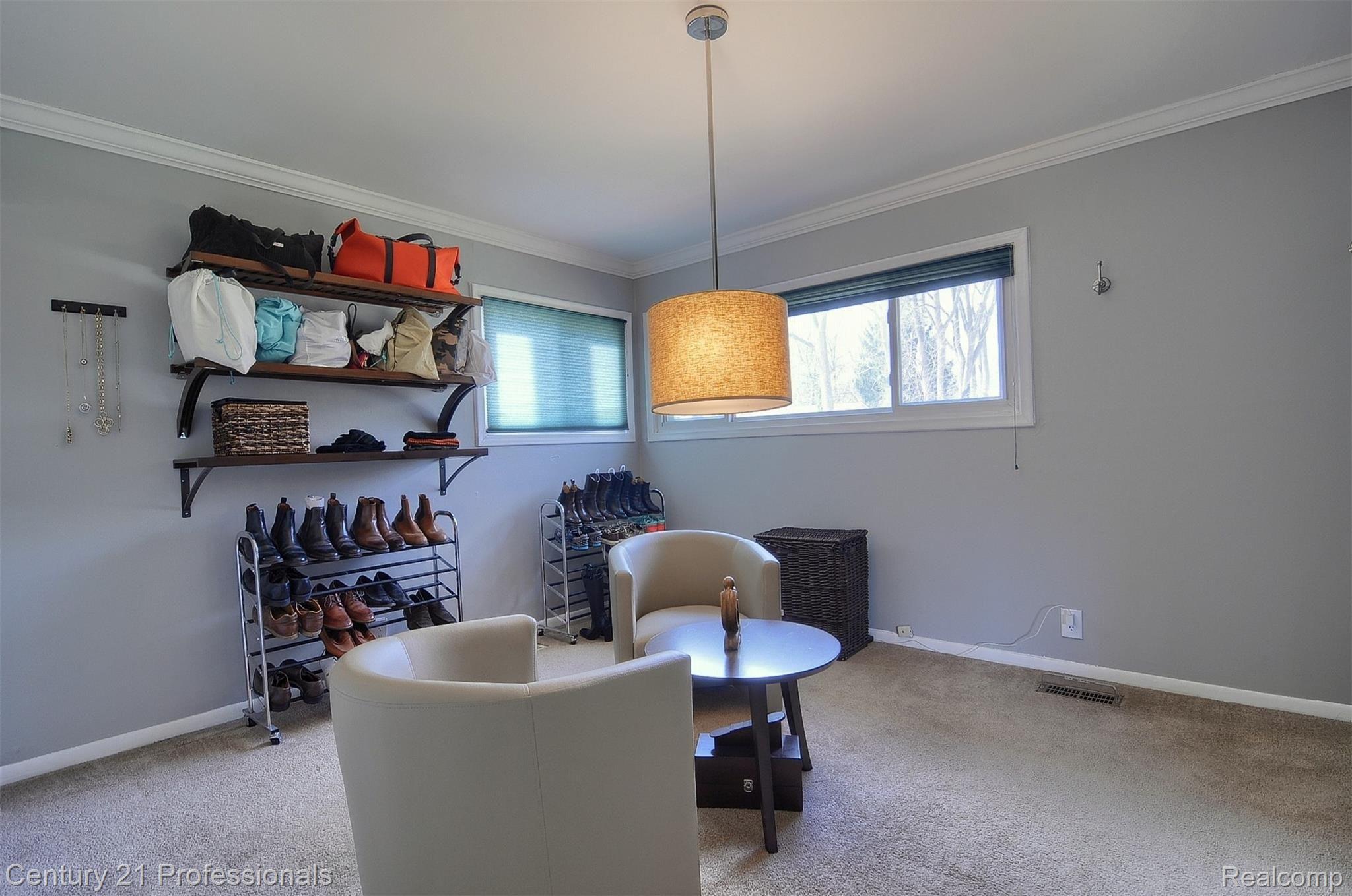 63 East Maryknoll Road Rochester, MI 48309 - Photo 16 of 34 Bedroom.jpg