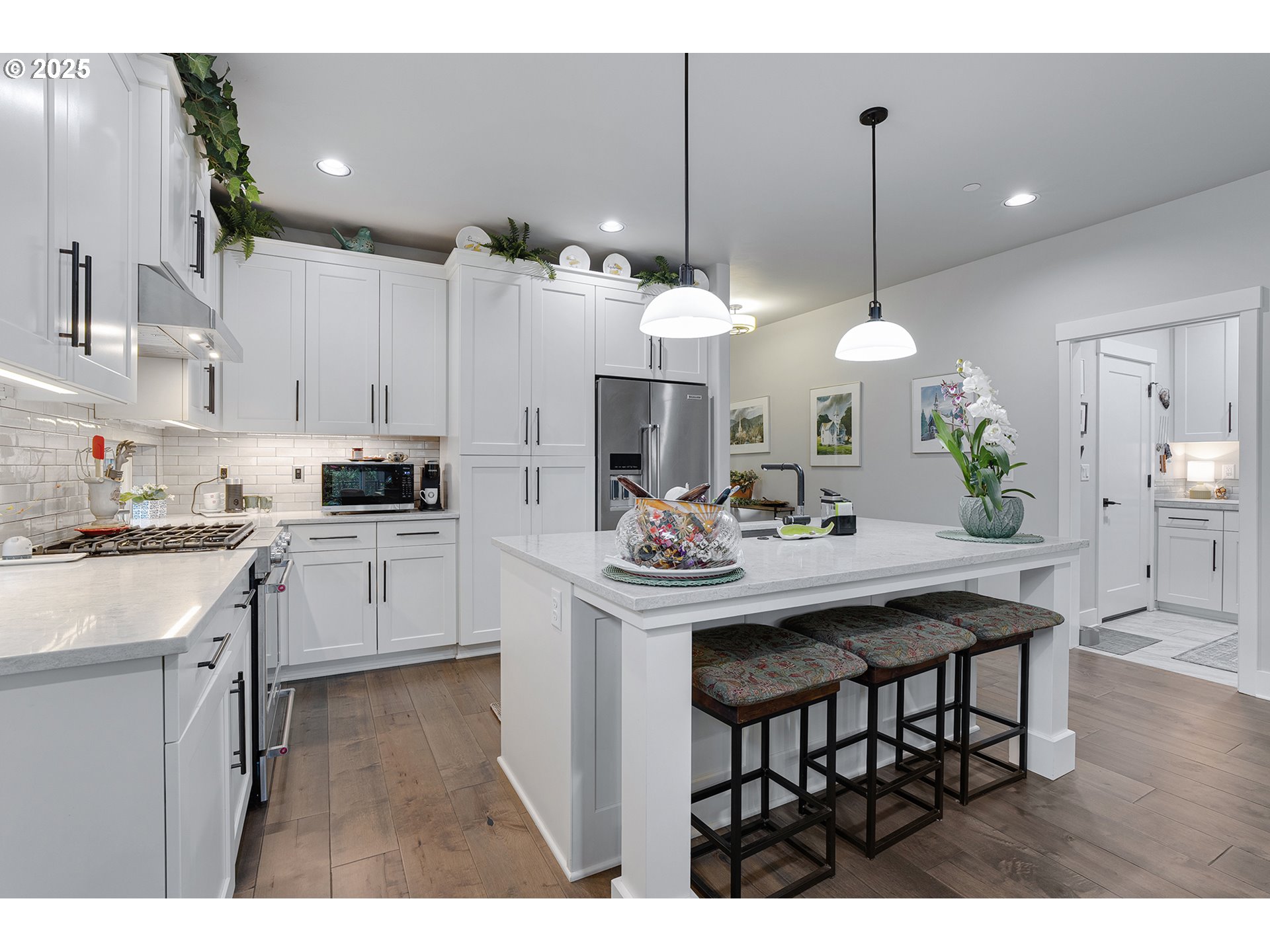 7529 Southwest Honor Loop Wilsonville, OR 97070 - Photo 14 of 45 Gallery Image 14