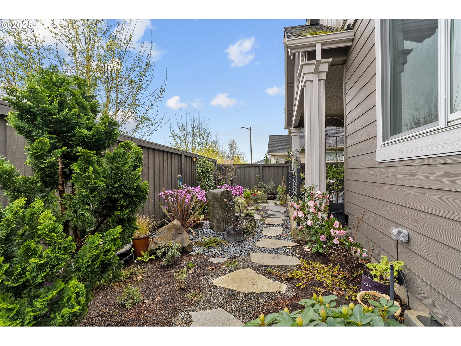 7529 Southwest Honor Loop Wilsonville, OR 97070 - Photo 35 of 45 Gallery Image 35