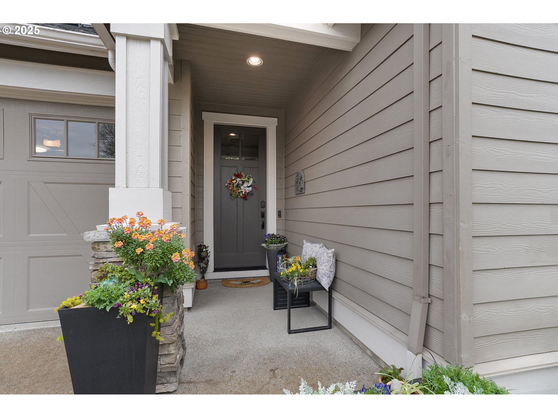 7529 Southwest Honor Loop Wilsonville, OR 97070 - Photo 5 of 45 Gallery Image 5