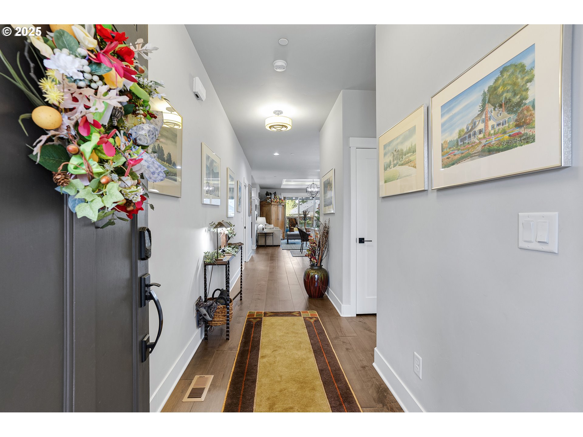 7529 Southwest Honor Loop Wilsonville, OR 97070 - Photo 6 of 45 Gallery Image 6