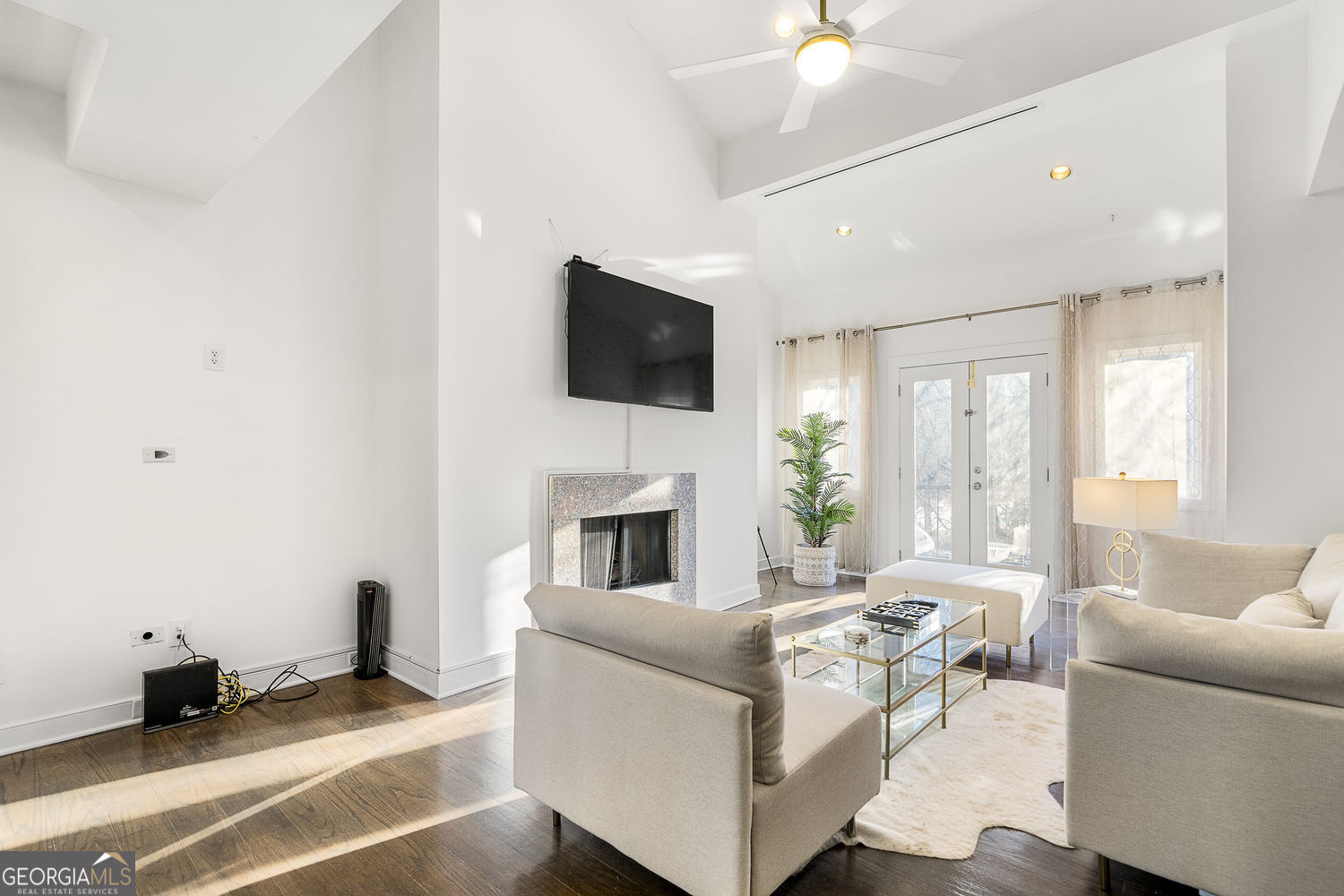 2840 Peachtree Road, Unit 502 Atlanta, GA 30305 - Photo 3 of 27