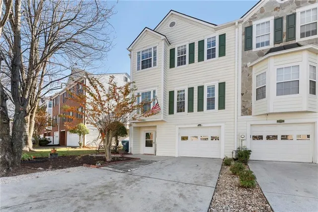 $389,990 | 4074 Spring Cove Drive, Duluth, GA 30097