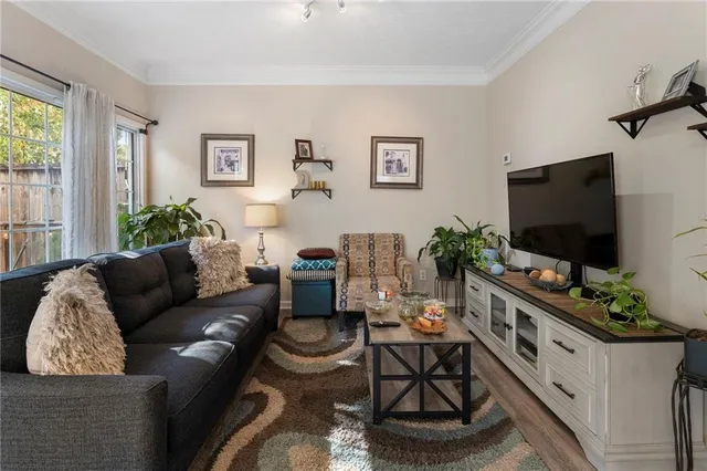 $389,990 | 4074 Spring Cove Drive, Duluth, GA 30097