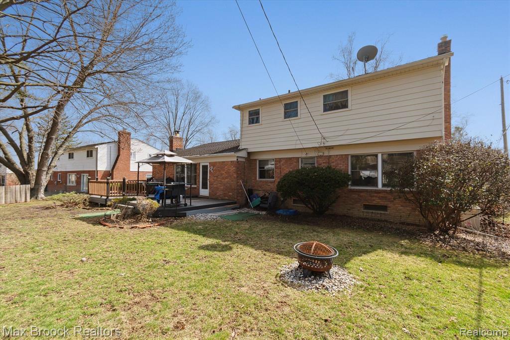 30244 Barwell Road Farmington Hills, MI 48334 - Photo 40 of 44
