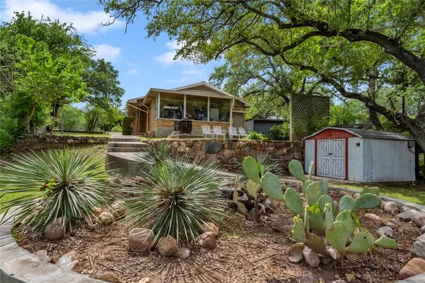 $845,000 | 817 County Road 126, Kingsland, TX 78639