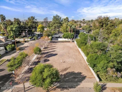 $329,000 | 1190 South Maple Avenue, Unit 1, Tempe, AZ 85281