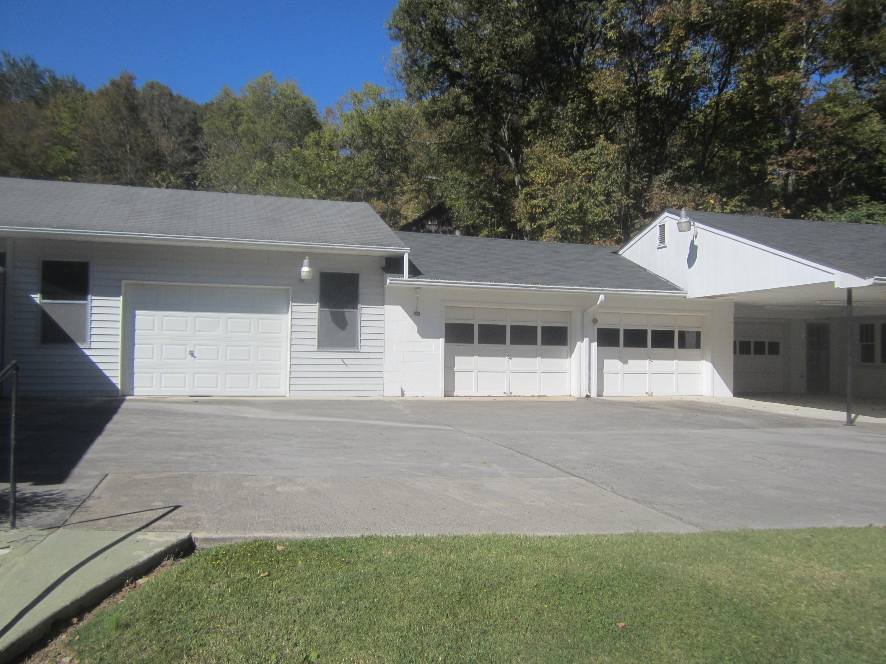 5720 Ridgewood Road Knoxville, TN 37918 - Photo 14 of 15 IMG_6364