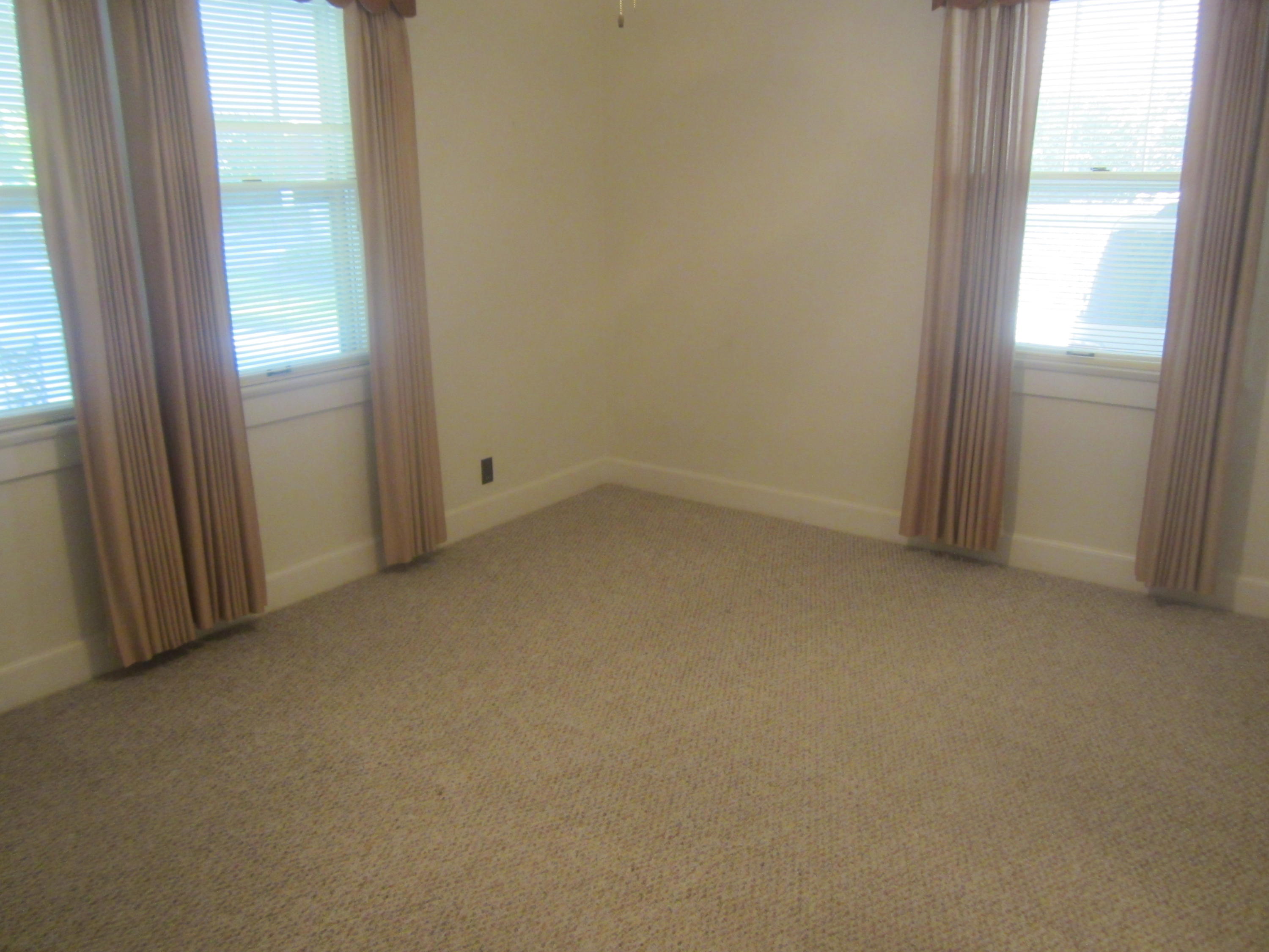 5720 Ridgewood Road Knoxville, TN 37918 - Photo 8 of 15 IMG_6357