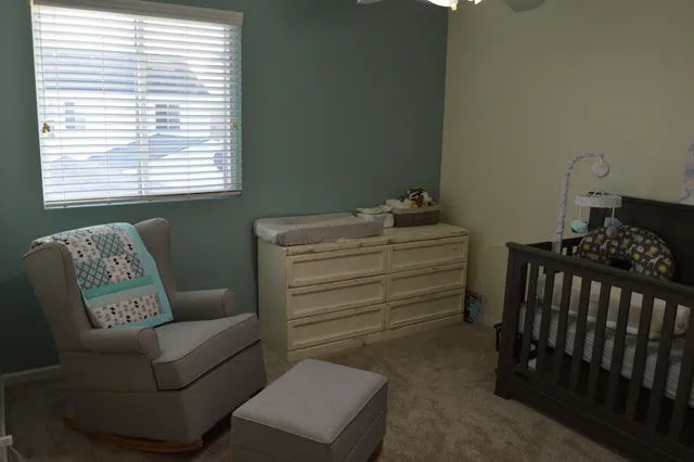 $2,500 | 225 West Washington Street, Oswego, IL 60543