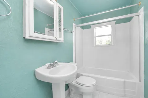 $275,000 | 1433 Scharpe Street, Houston, TX 77023