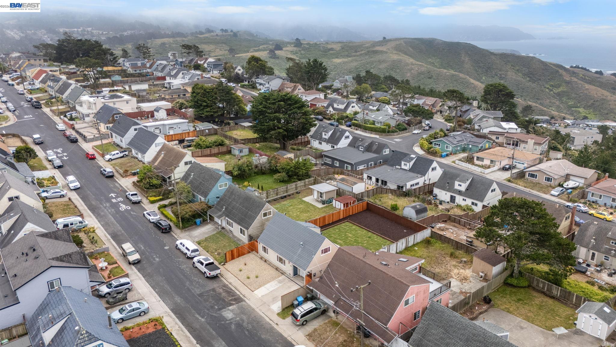 460 Inverness Drive Pacifica, CA 94044 - Photo 5 of 35