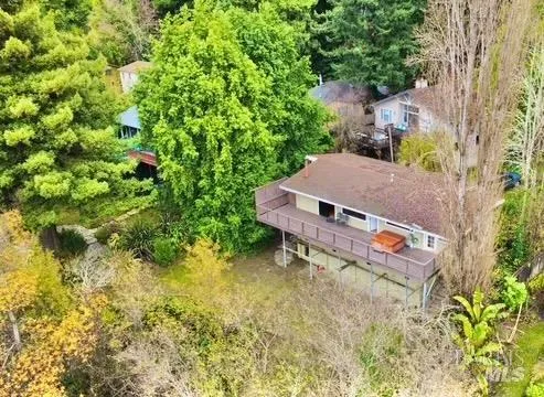 $799,000 | 16868 Center Way, Guerneville, CA 95446