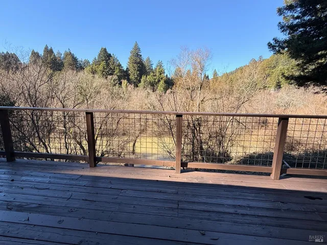 $799,000 | 16868 Center Way, Guerneville, CA 95446