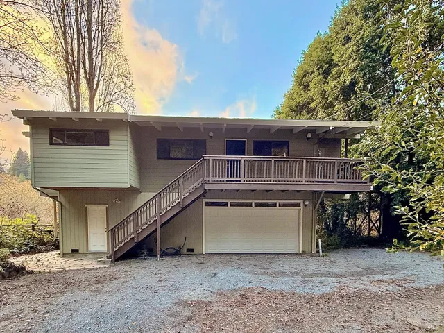 $799,000 | 16868 Center Way, Guerneville, CA 95446