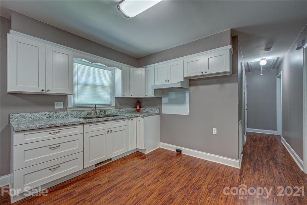 611 Bell Road Kings Mountain, NC 28086 - Photo 8 of 24 Gallery Image 8