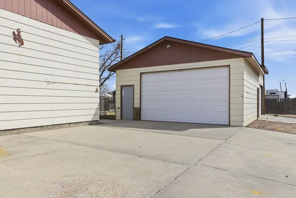 $325,000 | 311 Missouri Street, Evansville, WY 82636