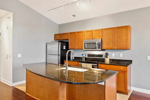 $359,000 | 9225 Crosswinds Lane, Unit 402, Madison, WI 53593