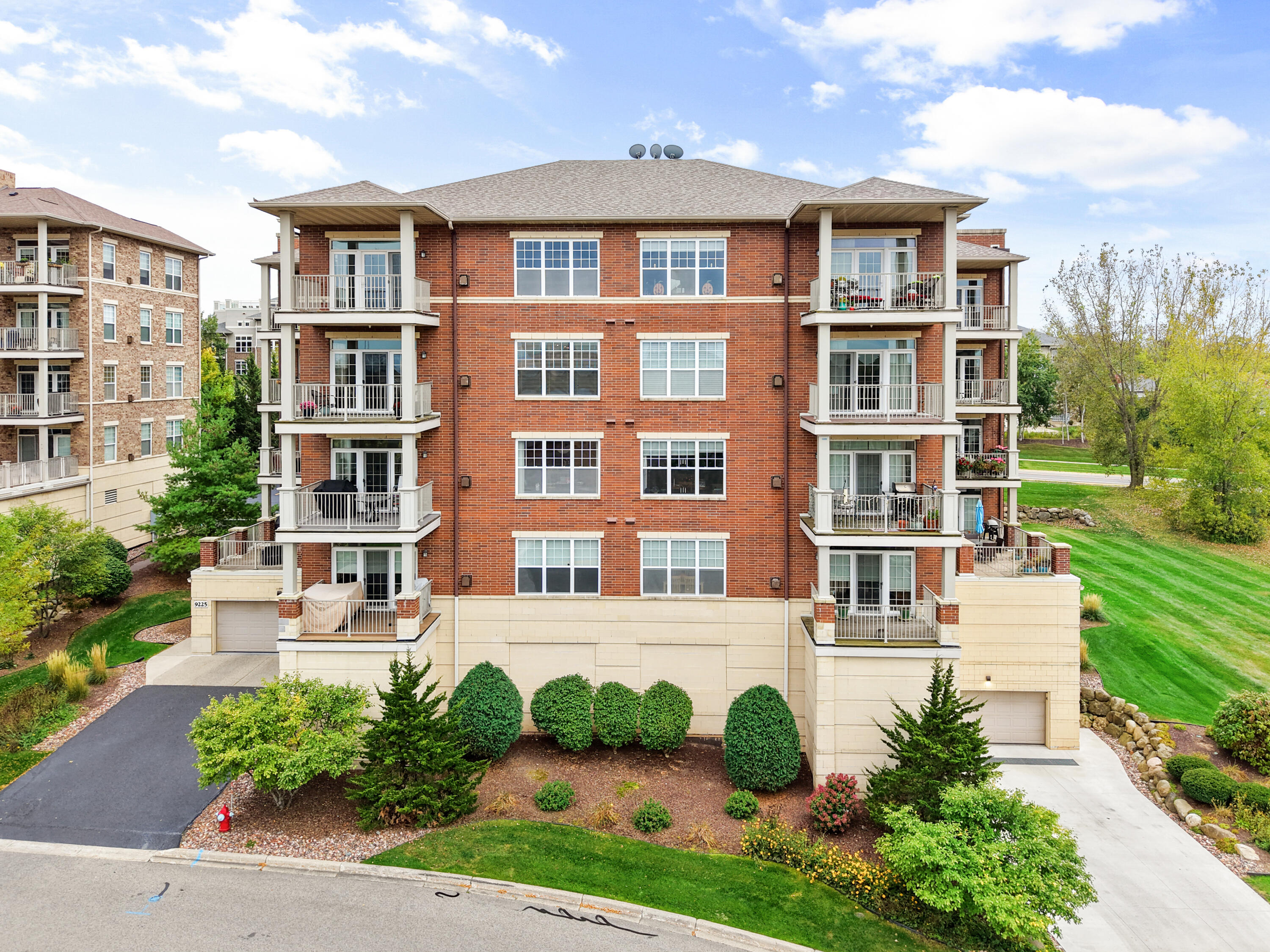 9225 Crosswinds Lane, Unit 402 Madison, WI 53593 - Photo 27 of 29 Ariel view 3