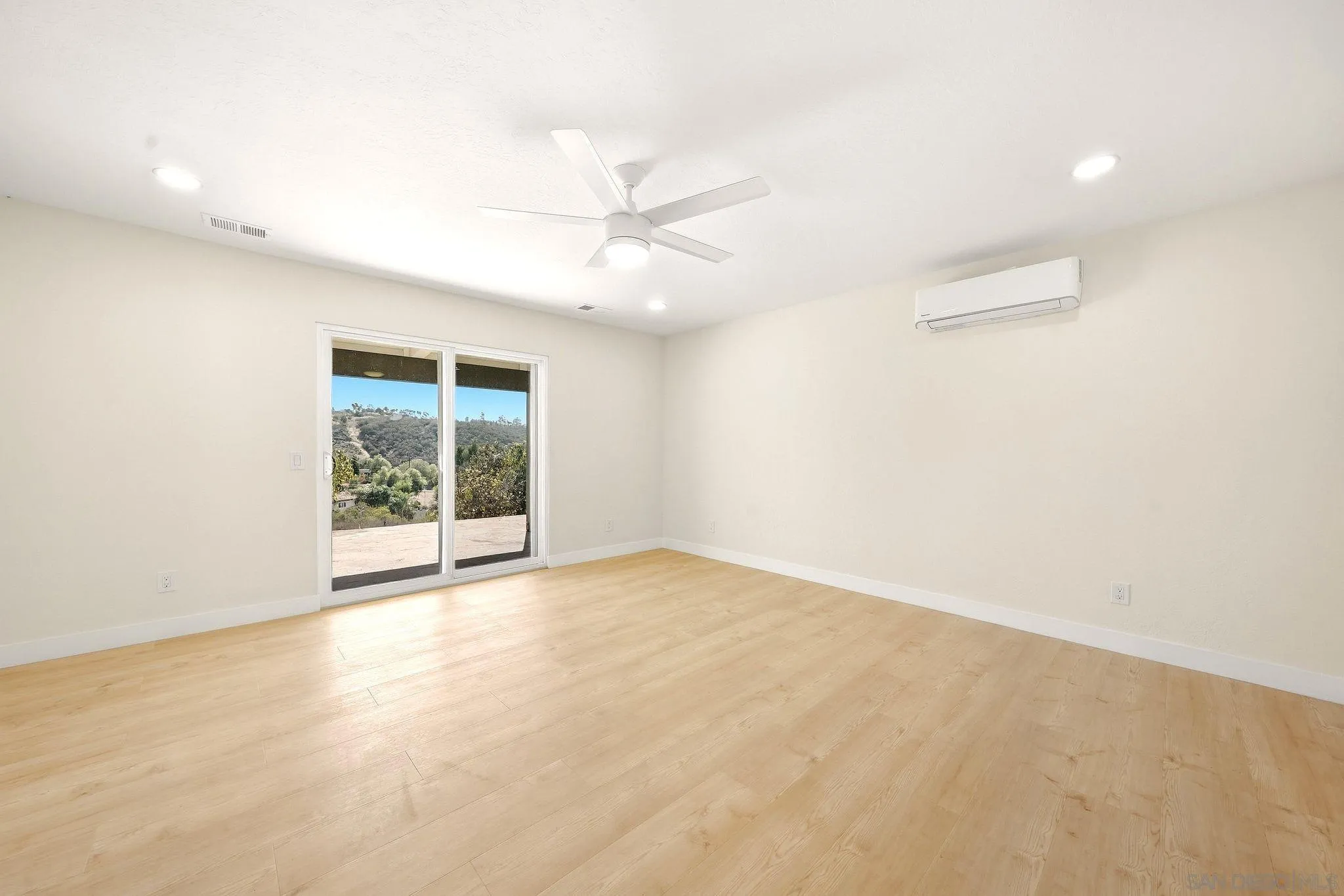 2073 Willow Glen Road Fallbrook, CA 92028 - Photo 28 of 51 Gallery Image 28