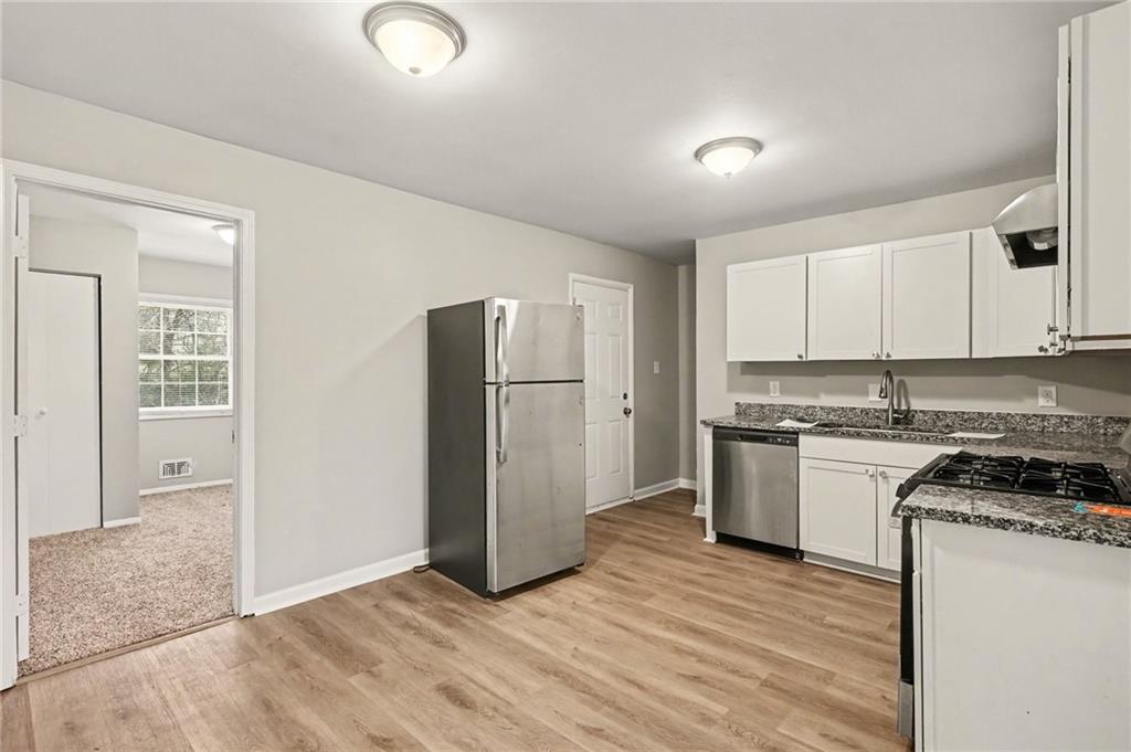 2328 Emerald Lake Court Decatur, GA 30035 - Photo 4 of 15