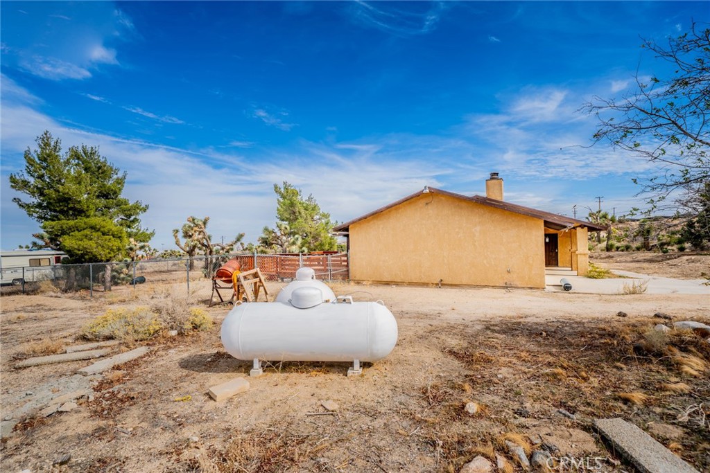 3818 Sunnyslope Road Phelan, CA 92371 - Photo 29 of 40