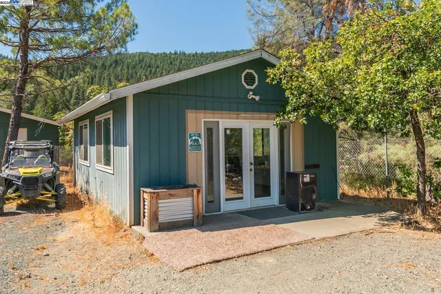 $625,000 | 30661 Highway 3, Douglas City, CA 96024