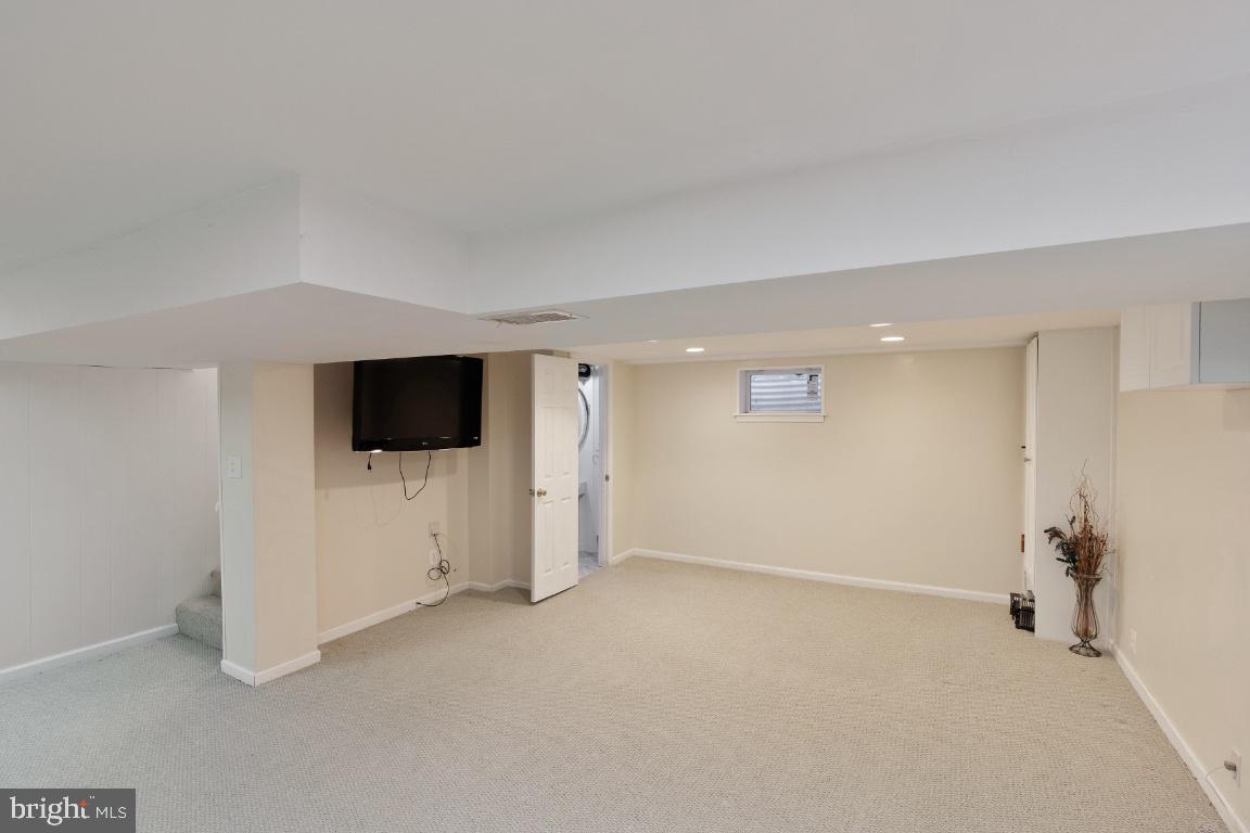 3801 Adams Drive Silver Spring, MD 20902 - Photo 9 of 14 Gallery Image 9