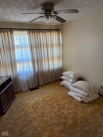 $229,900 | 7514 South Oak Drive, Indianapolis, IN 46227