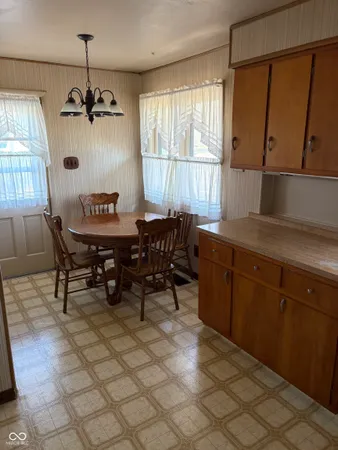 $229,900 | 7514 South Oak Drive, Indianapolis, IN 46227