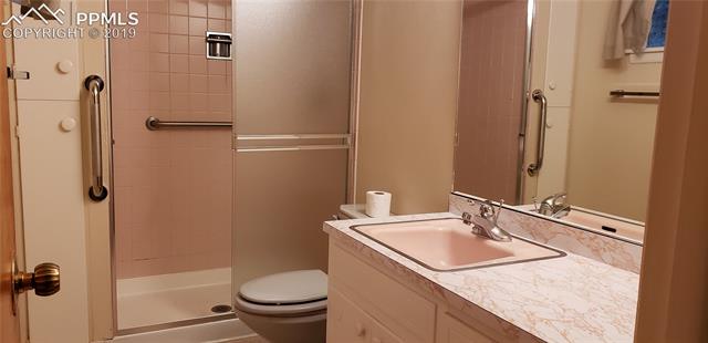 32 Upland Road Colorado Springs, CO 80906 - Photo 10 of 17