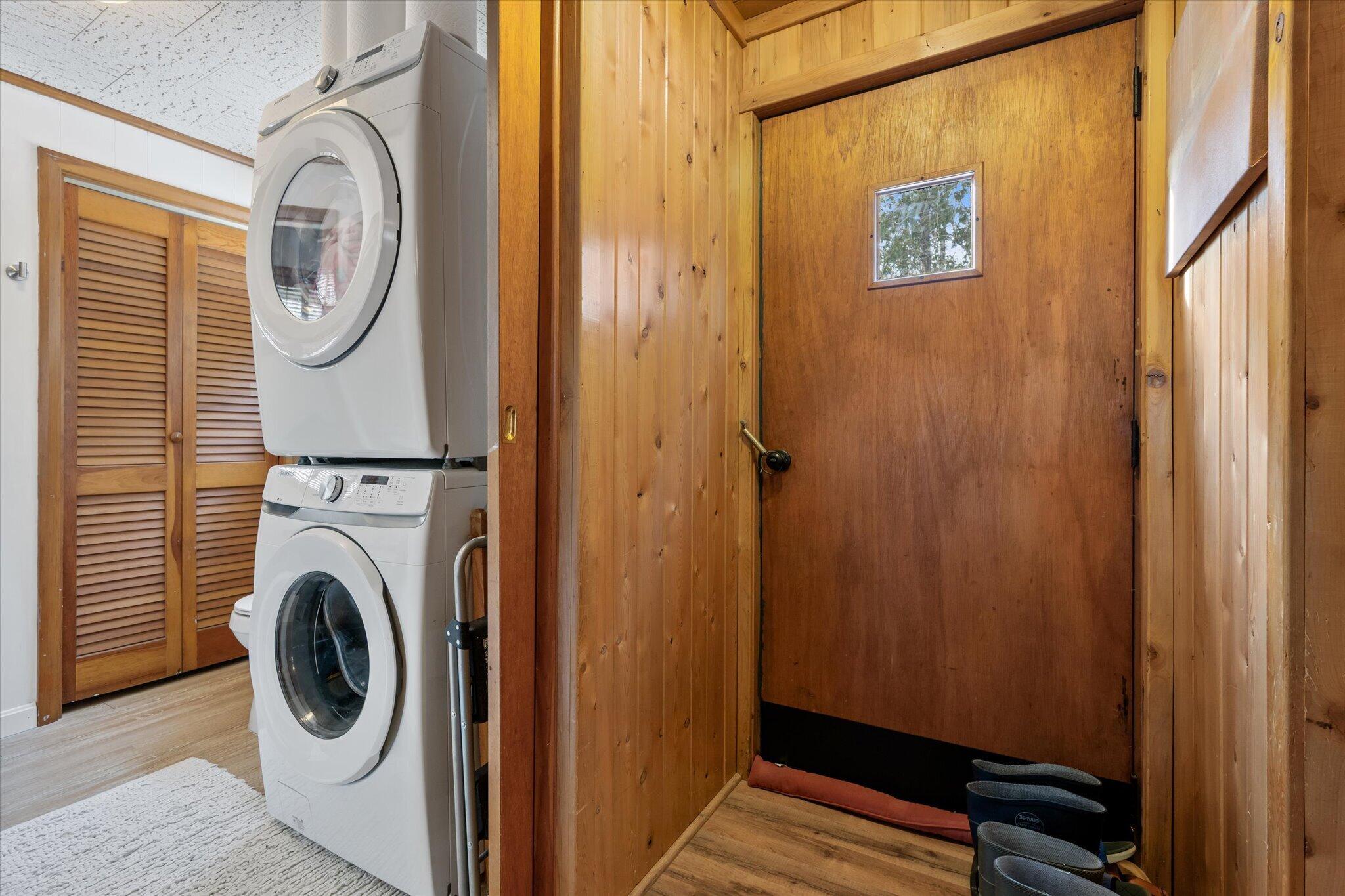25 Orpine Road Dedham, ME 04429 - Photo 22 of 47 43-Bathroom, Laundry-Side door