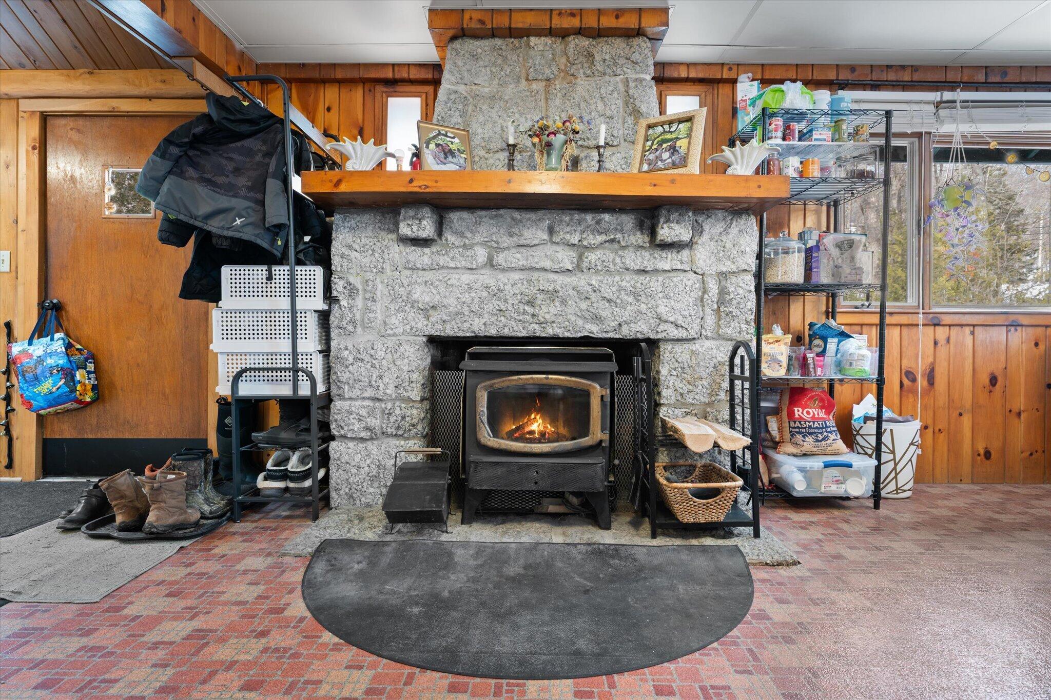 25 Orpine Road Dedham, ME 04429 - Photo 5 of 47 27-Living Room
