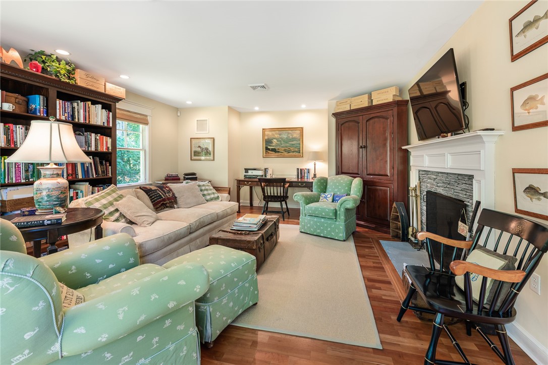 706 West Main Road Little Compton, RI 02837 - Photo 23 of 45