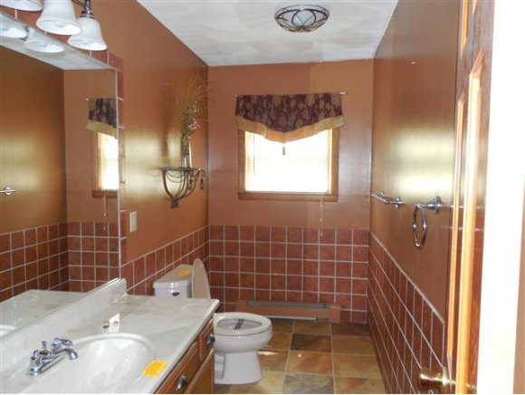 341 Pease Hill Road Whitney Point, NY 13862 - Photo 10 of 14 Gallery Image 10