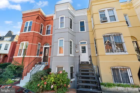 $950,000 | 330 U Street Northwest, Washington, DC 20001