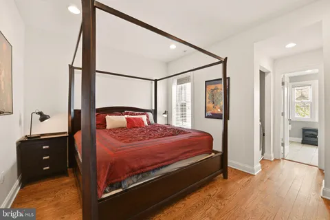 $950,000 | 330 U Street Northwest, Washington, DC 20001