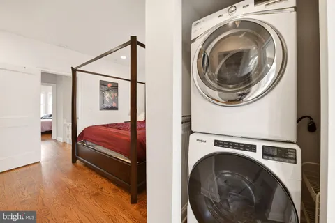 $950,000 | 330 U Street Northwest, Washington, DC 20001