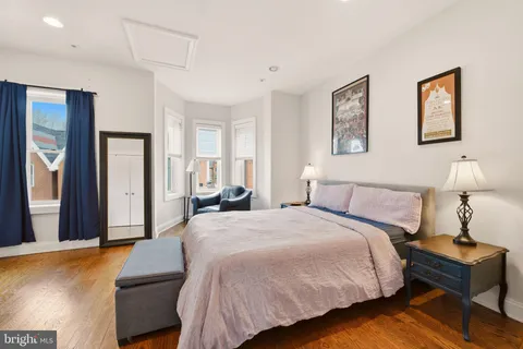 $950,000 | 330 U Street Northwest, Washington, DC 20001