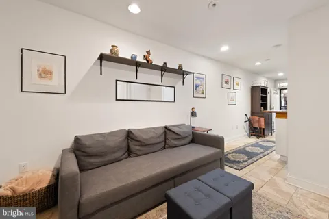 $950,000 | 330 U Street Northwest, Washington, DC 20001