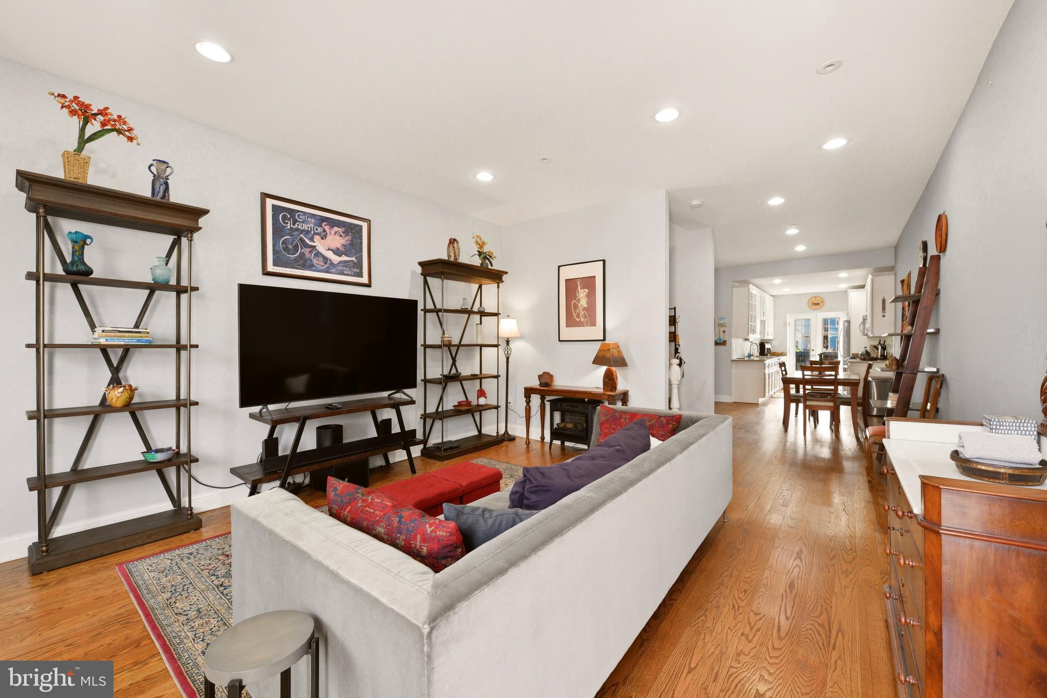 330 U Street Northwest Washington, DC 20001 - Photo 5 of 36