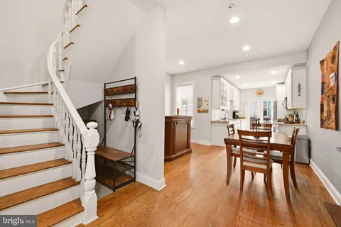 $950,000 | 330 U Street Northwest, Washington, DC 20001