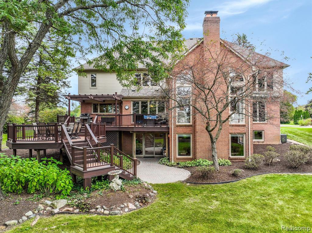 4214 Oak Tree Circle Rochester, MI 48306 - Photo 5 of 57 Gallery Image 5