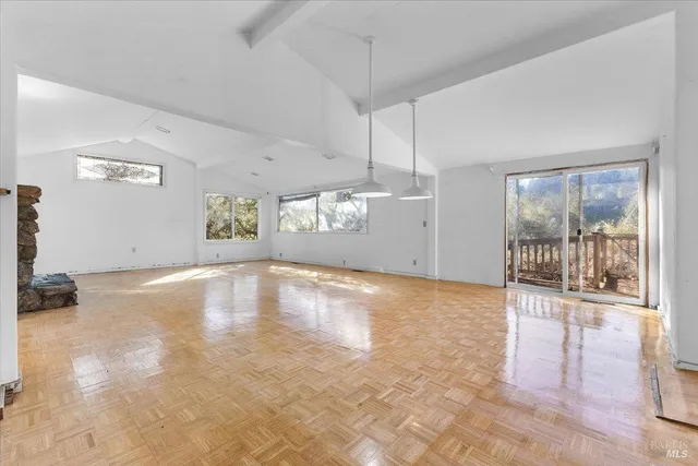 $495,000 | 10650 Woodside Drive, Forestville, CA 95436