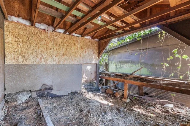 $495,000 | 10650 Woodside Drive, Forestville, CA 95436